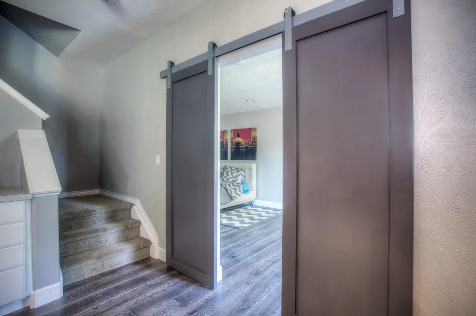 House cleaning: House Interior