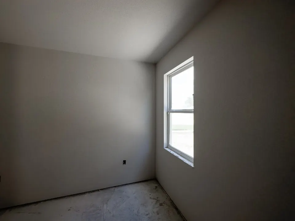 Move-in/out cleaning: Room Window