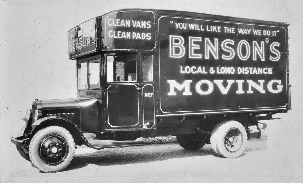 Vintage local and long distance moving truck