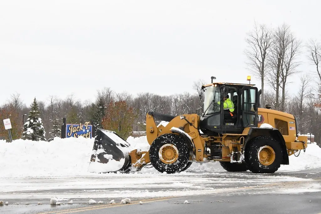 Driveway clearing by a Mint Soup provider