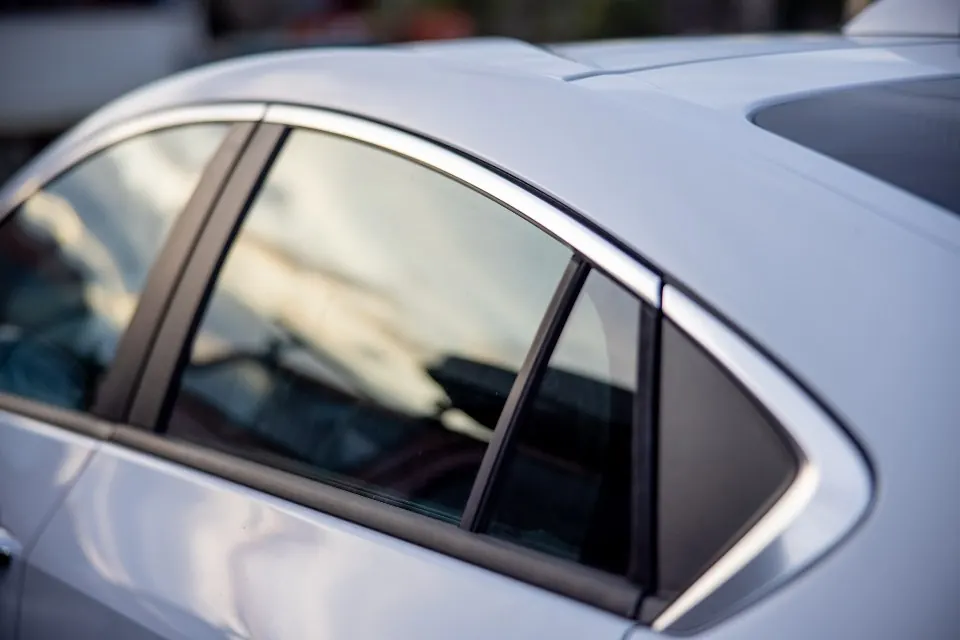 Full detail: Auto Window